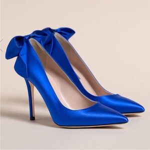 NWOT SJP BY SARAH JESSICA PARKER Lucille Satin Bow heels